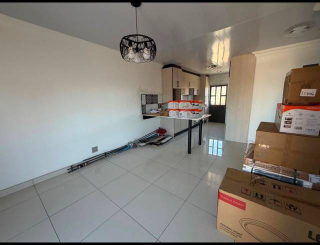 2 BEDROOM PROPERTY TO RENT IN ERASMIA